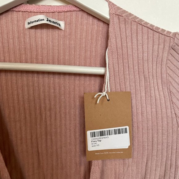 NWT Reformation Flora top in XS - Picture 3 of 4